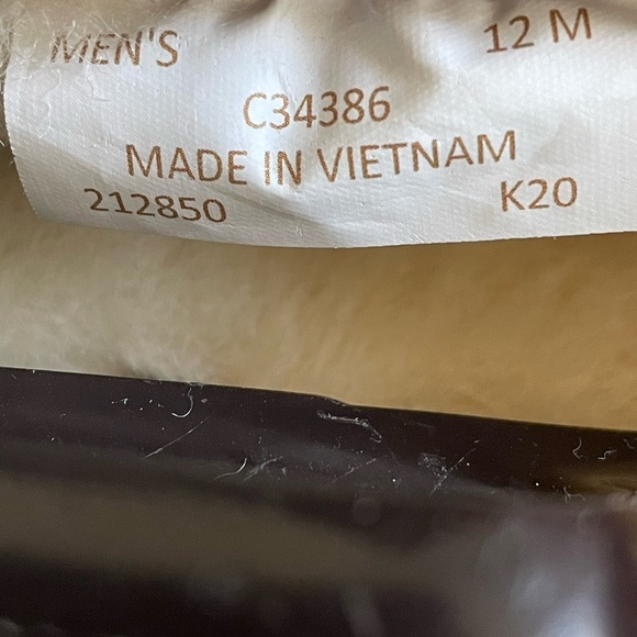 COLE HAAN
Generation ZeroGrand Shearling-Lined Slippers Size 12 - Picture 9 of 9